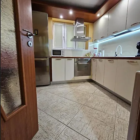 Apartamento Cozy Place - в центъра, само на 5 минути пеша от плажа